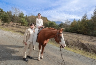 富士山背景の乗馬撮影♫