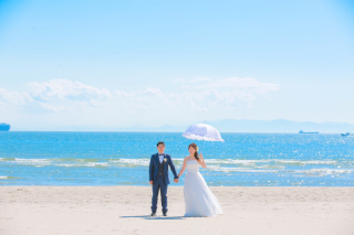 これから夏本番！海のドレス撮影！