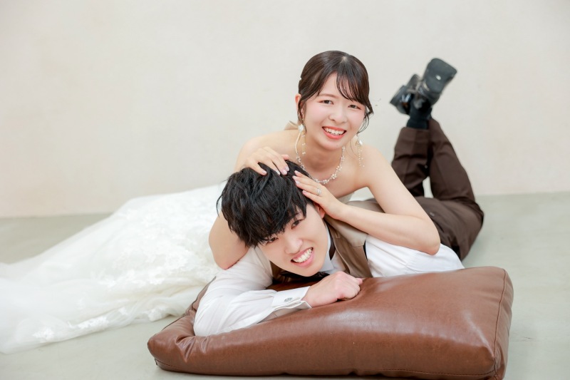 最後は寝そべって