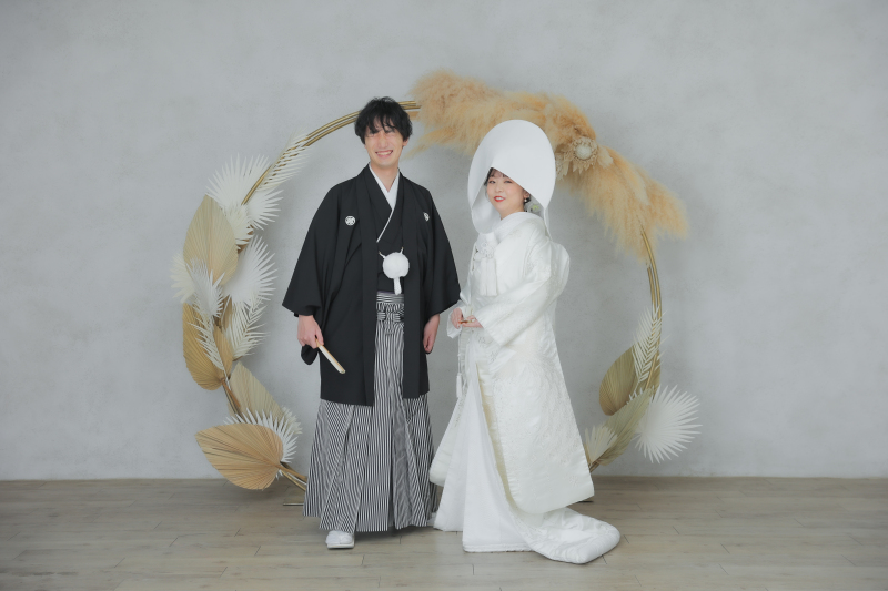 綿帽子を付けての立ち姿