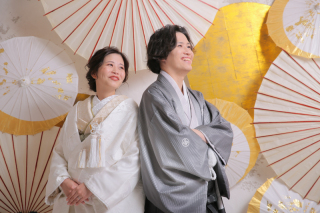 和装と洋装で雰囲気を変えて！