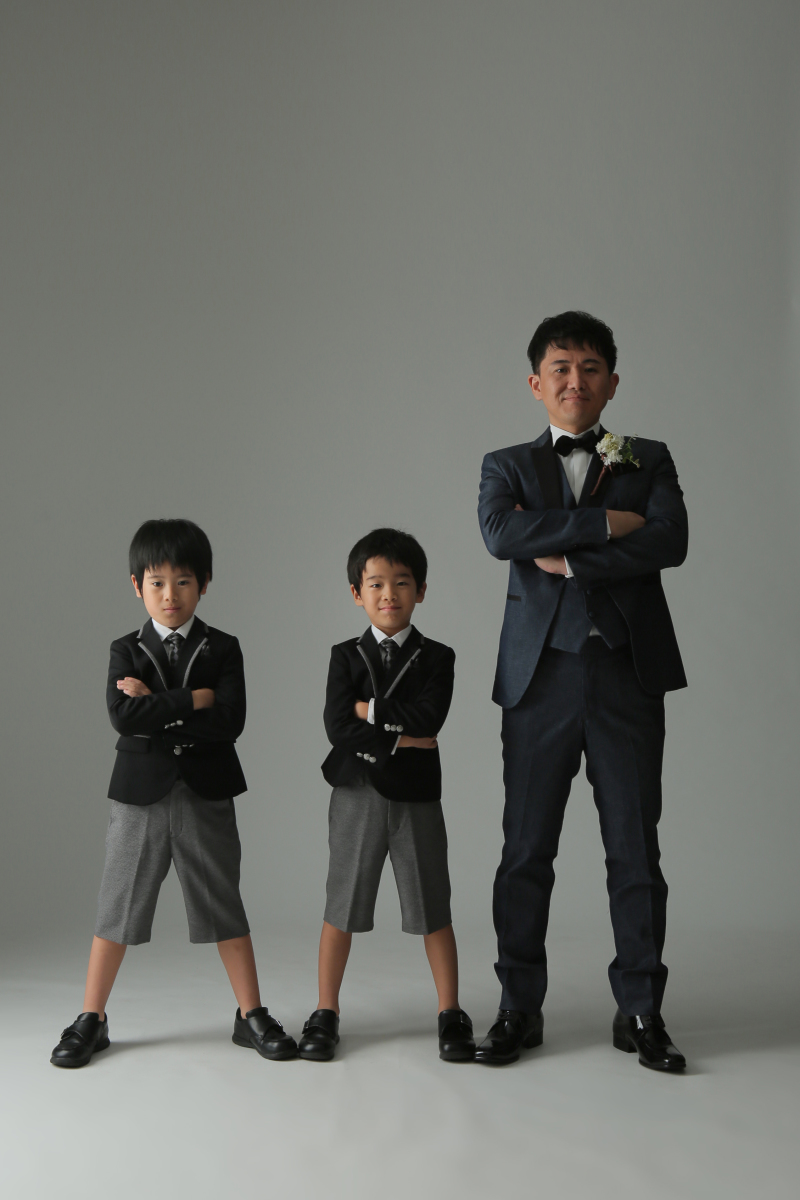 パパと同じポーズでキメッ☆