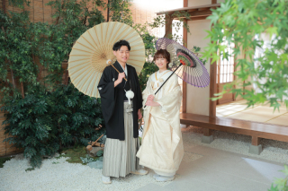 笑顔が素敵なお2人の、屋内庭園撮影！