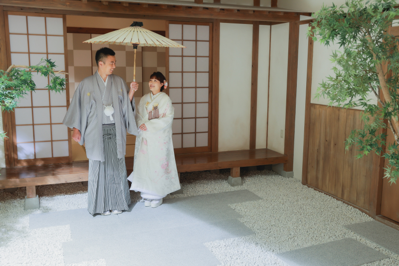 お庭を歩きながら