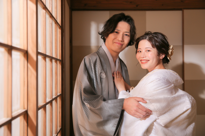 自然光が差し込んでいるように