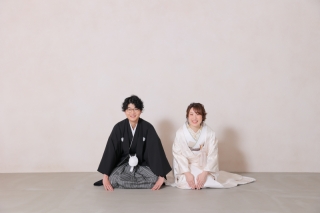 白無垢×黒紋服！！