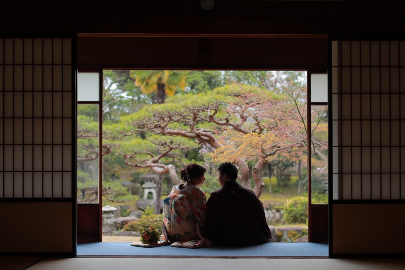 縁側の内側から