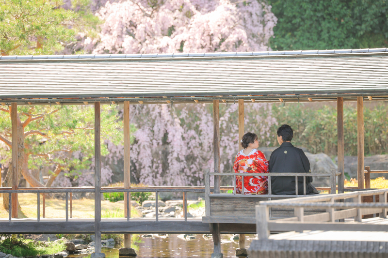 お茶室の渡り廊下からも...
