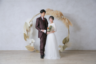 ハウススタジオ落ち着いたトーンで。