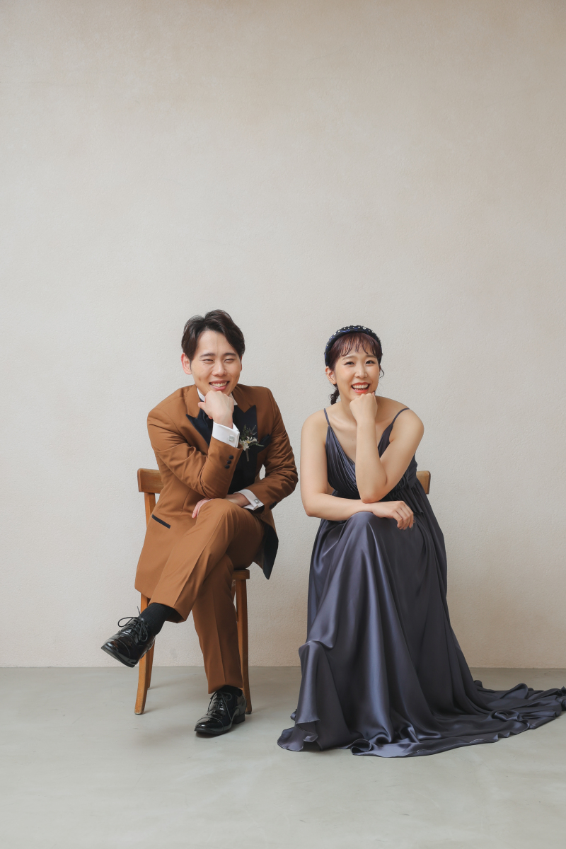 シンプルな背景で