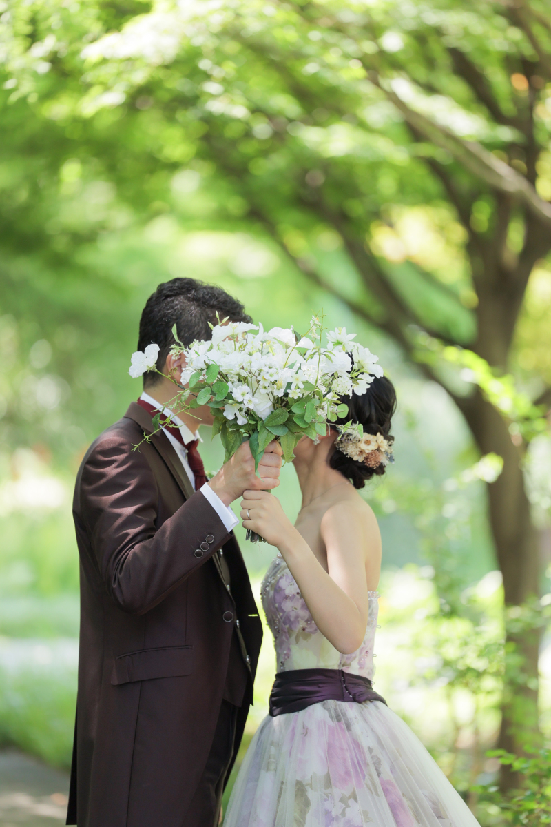 ブーケでお顔隠し