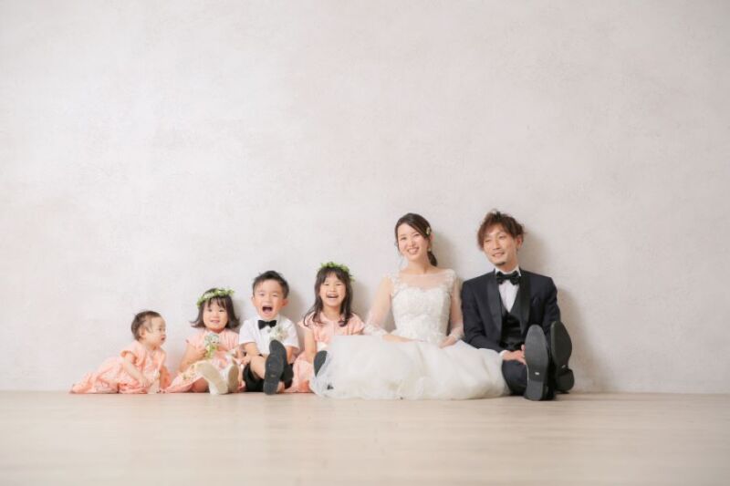 全員集合!家族が揃った結婚写真も素敵です!