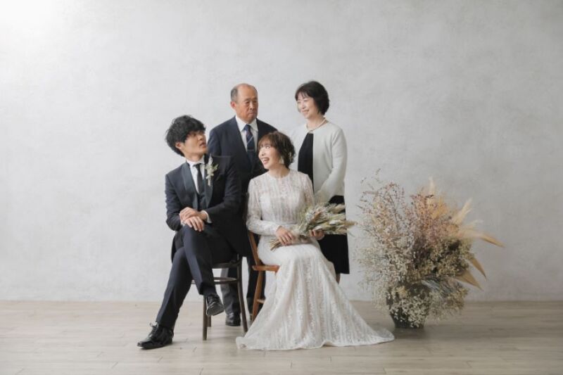 大切な家族と撮影する婚礼写真