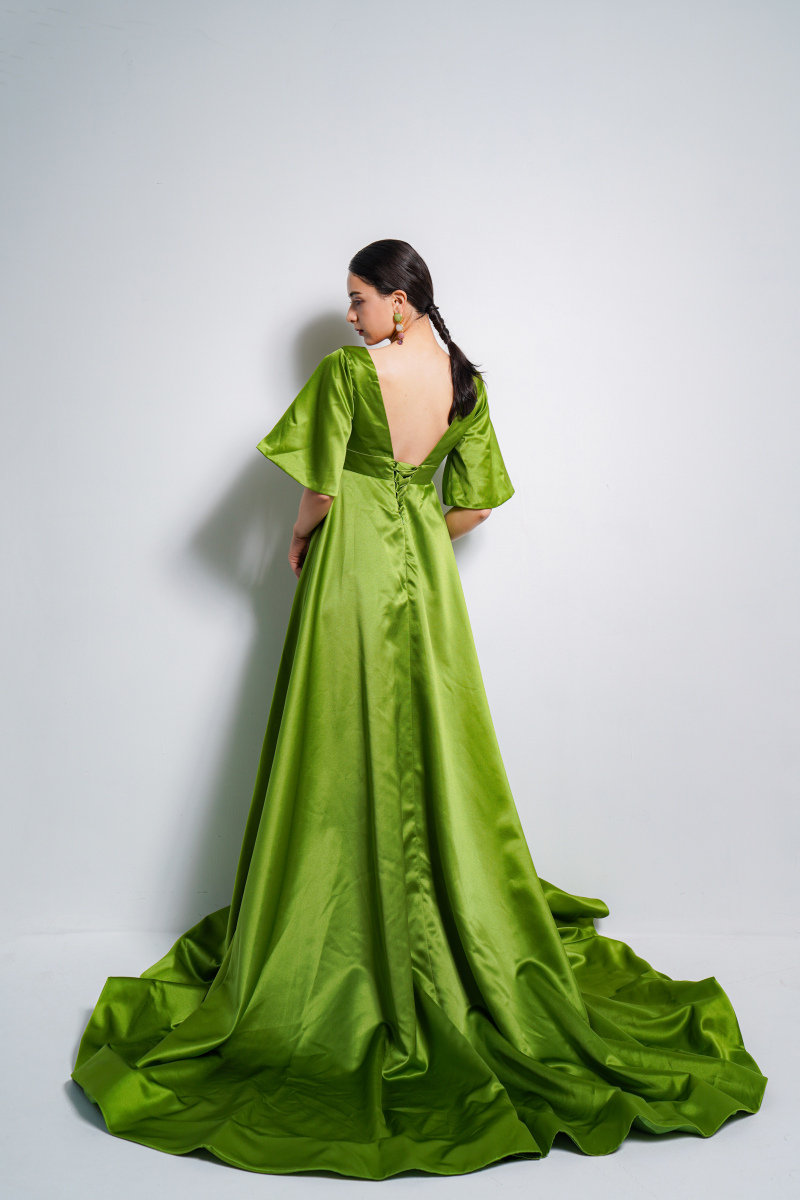 STUDIO 8 名古屋店(スタジオ8)_カラードレスが豊富