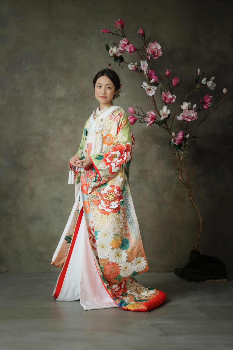 STUDIO 8 名古屋店（スタジオ8）_色打掛・着物が豊富