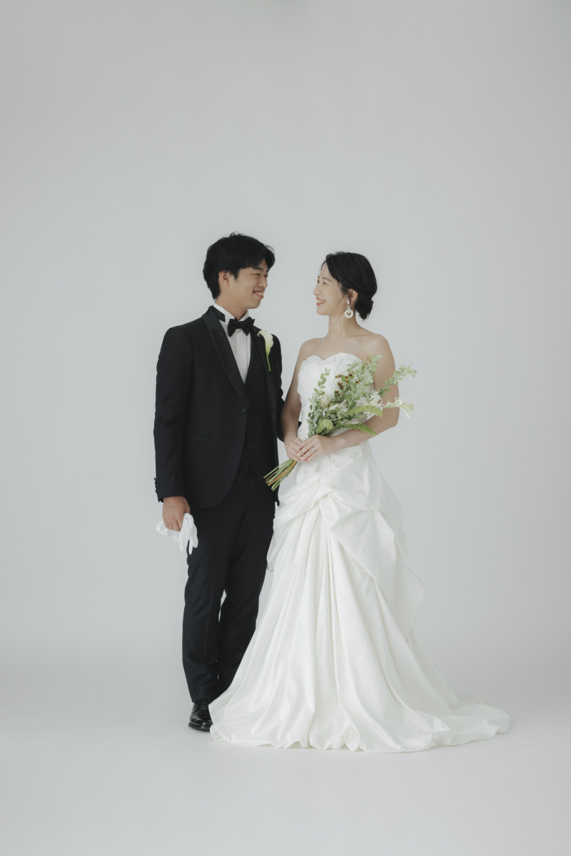 【洋装スタジオ】基本料金+データ1カット+基本台紙