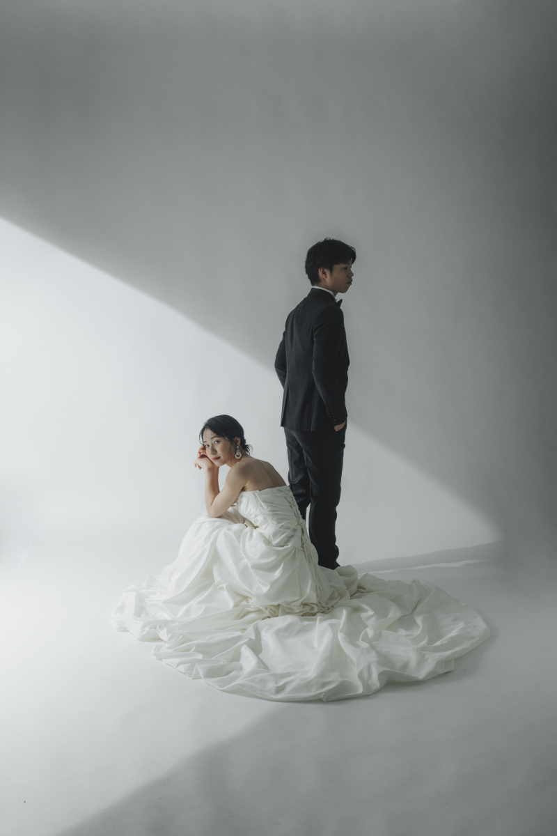 【シンプル背景でおしゃれに】和装・洋装スタジオPLUS+