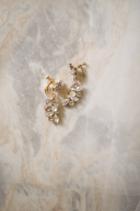 半月ビジューイヤリング