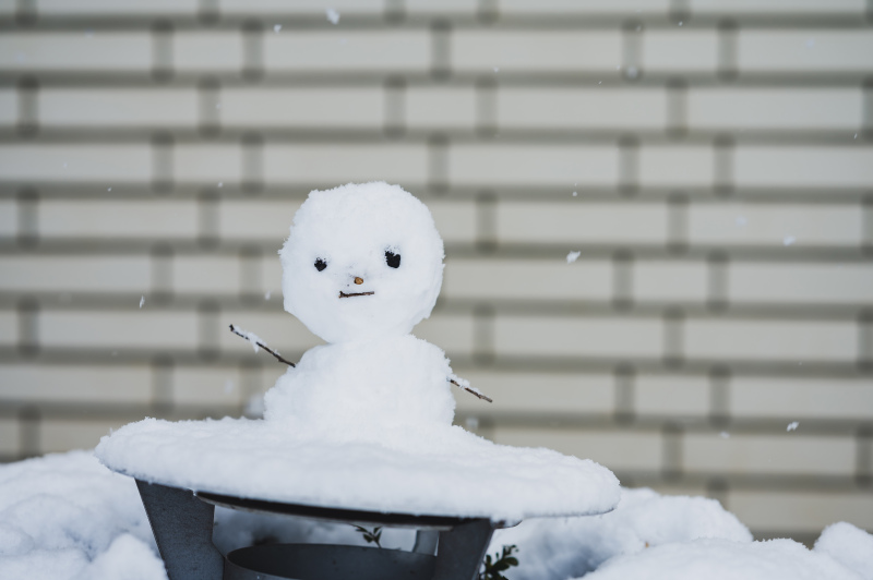 ホテルに現れた雪だるま