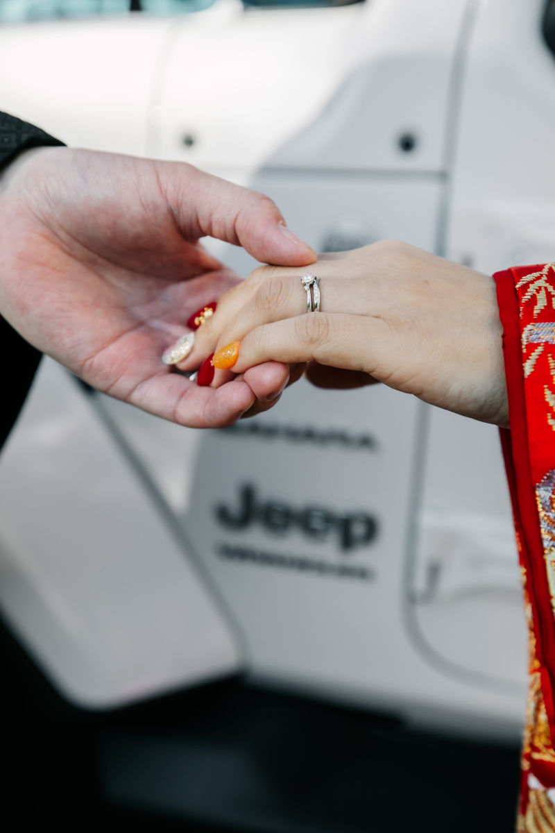 お二人で沢山デートした車と共に