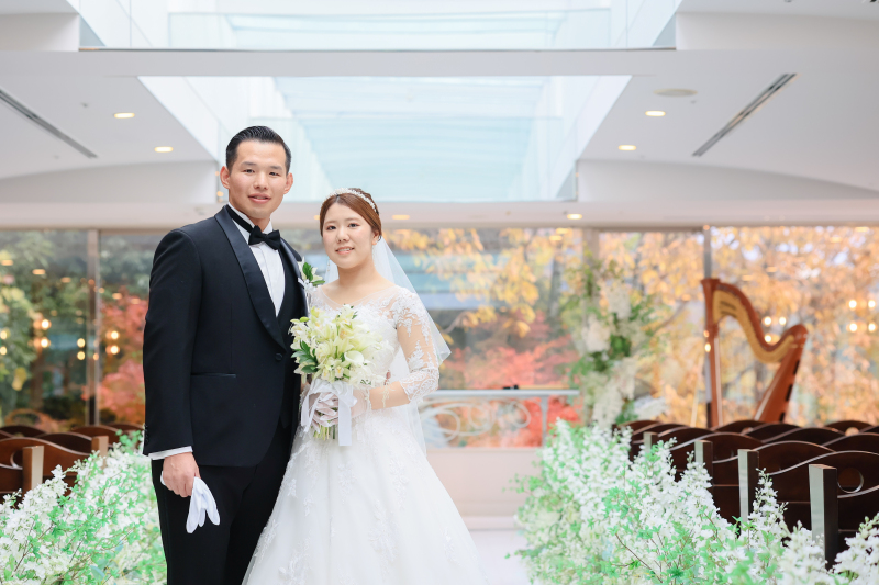 紅葉のチャペルで