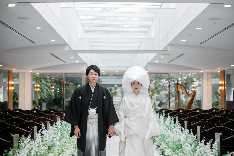 チャペル×白無垢と袴