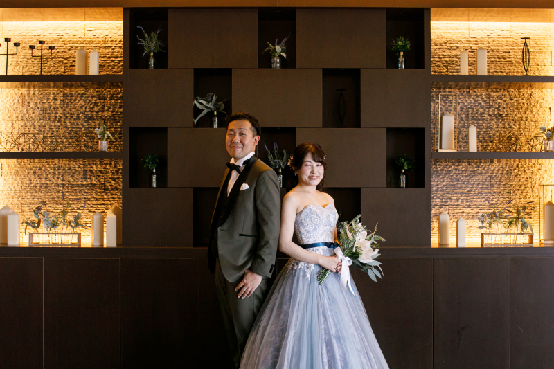 おふたりの笑顔があふれる! 館内でのこだわり撮影