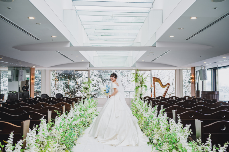 白銀のチャペル