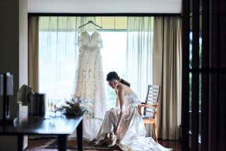 旬のトレンドを取り入れた、豊富なウェディングドレス