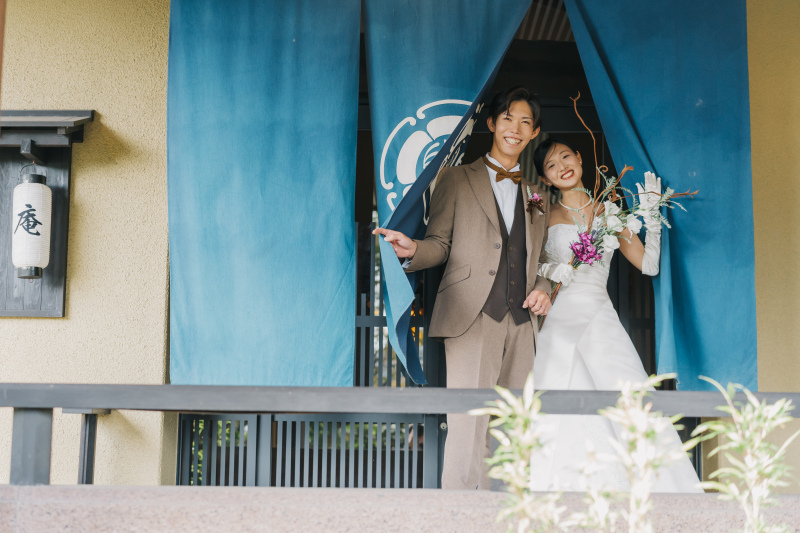 【洋装】清流長良川と共に撮影ができるフォトスポット【長良川プロムナード】と【館内】撮影の欲張りコース