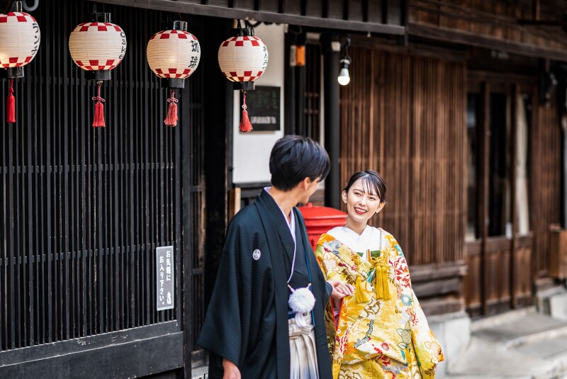 【洋装】緑豊かな【岐阜公園】と昔ながらの街並みが残る【河原町】で撮影する贅沢コース※衣装は洋装です