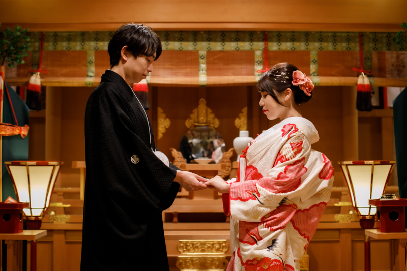 【和装】厳かな雰囲気の【館内神殿】と長良川の清流と撮影する【長良川プロムナード】の両方で撮影する欲張りコース