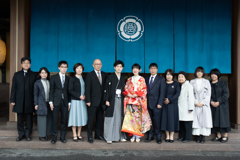 【和装】清流長良川と共に撮影ができるフォトスポット【長良川プロムナード】と【館内】撮影の欲張りコース