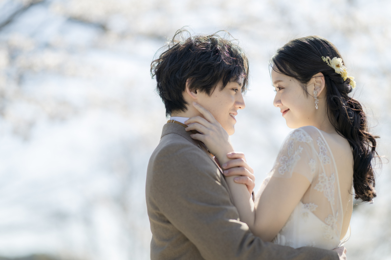 和洋装【3月23日∼4月5日に撮影される方限定】岐阜公園と日中友好庭園で撮影できる桜プラン