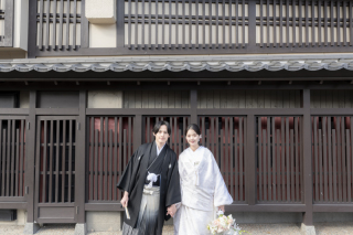 【和装】歴史を感じる古いまちなみでモダンな撮影はいかがでしょう【河原町コース】と【館内】で撮影できる欲張りプラン