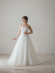 ウエディングドレス