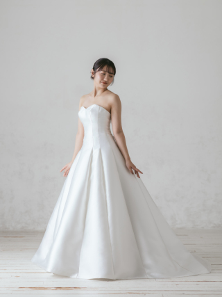 ウェディングドレス