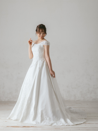 ウェディングドレス