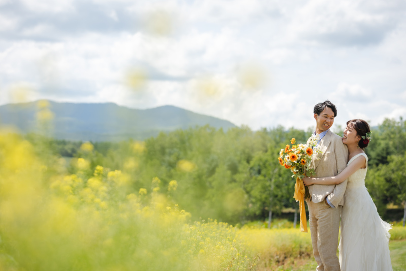 バックハグのポーズで!