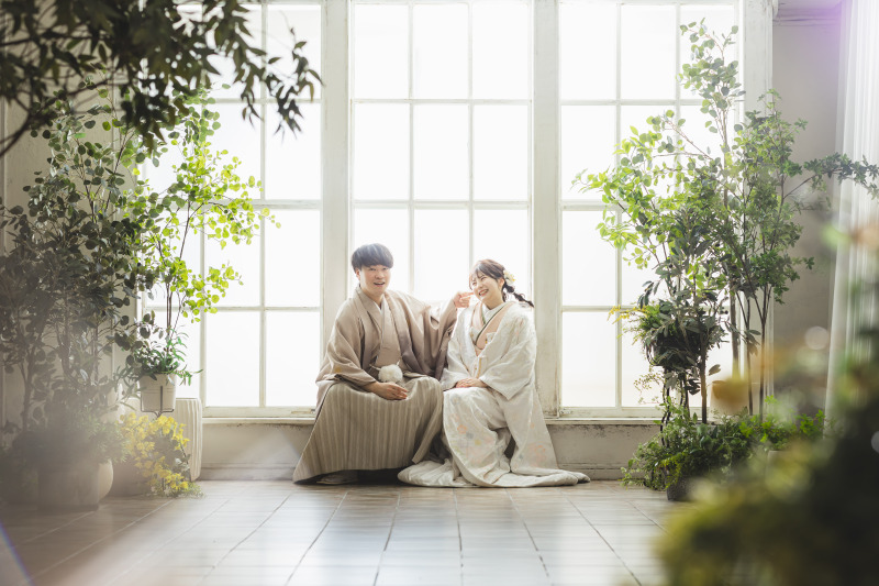 ほっぺたツンツン