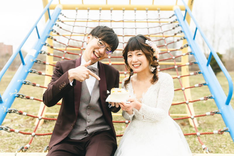 ウェディングケーキと一緒に