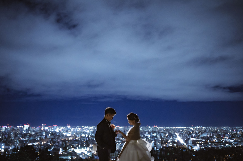 空気が澄んだ冬の夜景で
