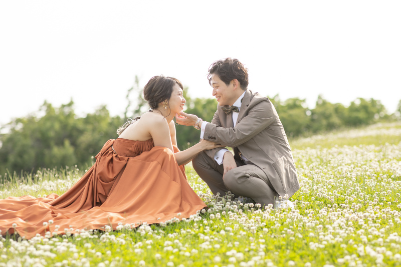 愛おしい顔で。