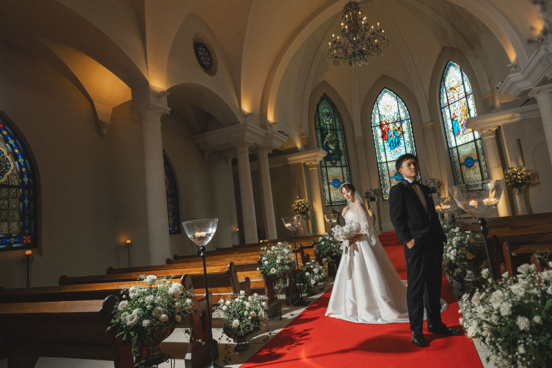 【チャペル撮影】ローズガーデンクライスト教会撮影 札幌を見晴らす庭園で夜は夜景撮影も ※衣装グレードアップなし