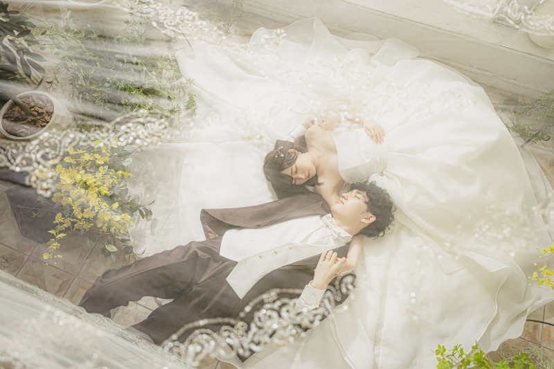 【2月迄】22,000円OFF!◇スタジオ2着(背景20種類) アルバム・全データ300カット※衣装グレードアップ料金なし