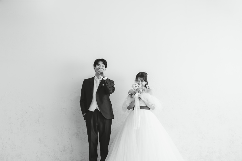 【スタジオ+ロケ2着】44,000円OFF▼2月末迄▼ 全データ300カットお渡し ※衣装グレードアップ料金なし