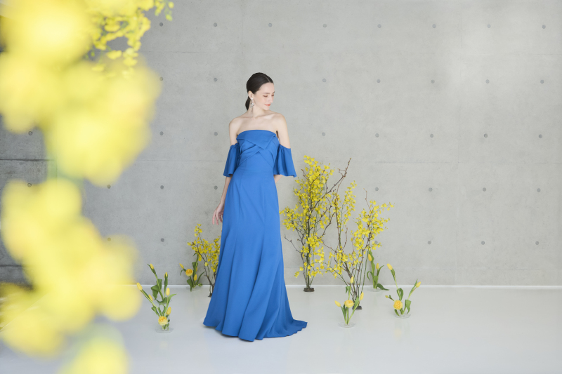 color dress