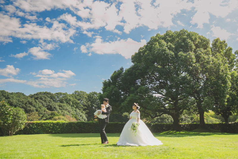 【迎賓館】チャペルから緑いっぱいのガーデンまで！撮影日和のフォトウェディング