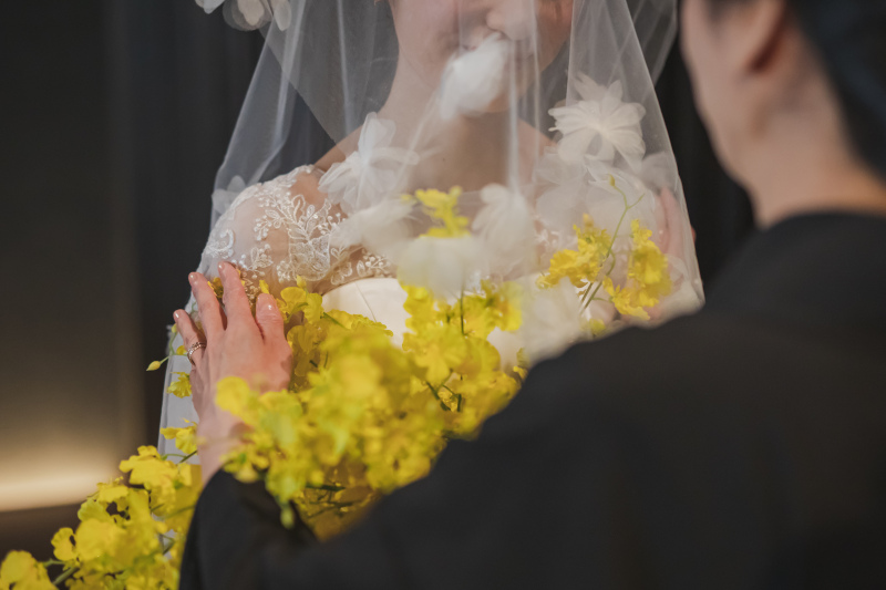 お母様からのベールダウン、お父様とのバージンロード