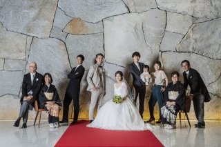 大切なご家族・ご友人も一緒にフォトウェディングを